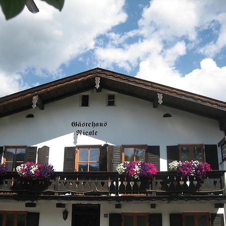 Gaestehaus Nicole Garmisch-Partenkirchen Exterior photo