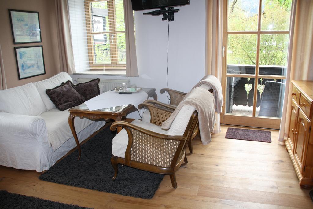 Gaestehaus Nicole Garmisch-Partenkirchen Exterior photo